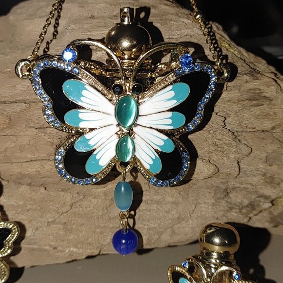 Perfume Butterfly Statement Jewelry Set Necklace Earring Ring Enamel Detailing - Picture 10 of 11